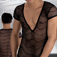 V-Shirt Black Hole